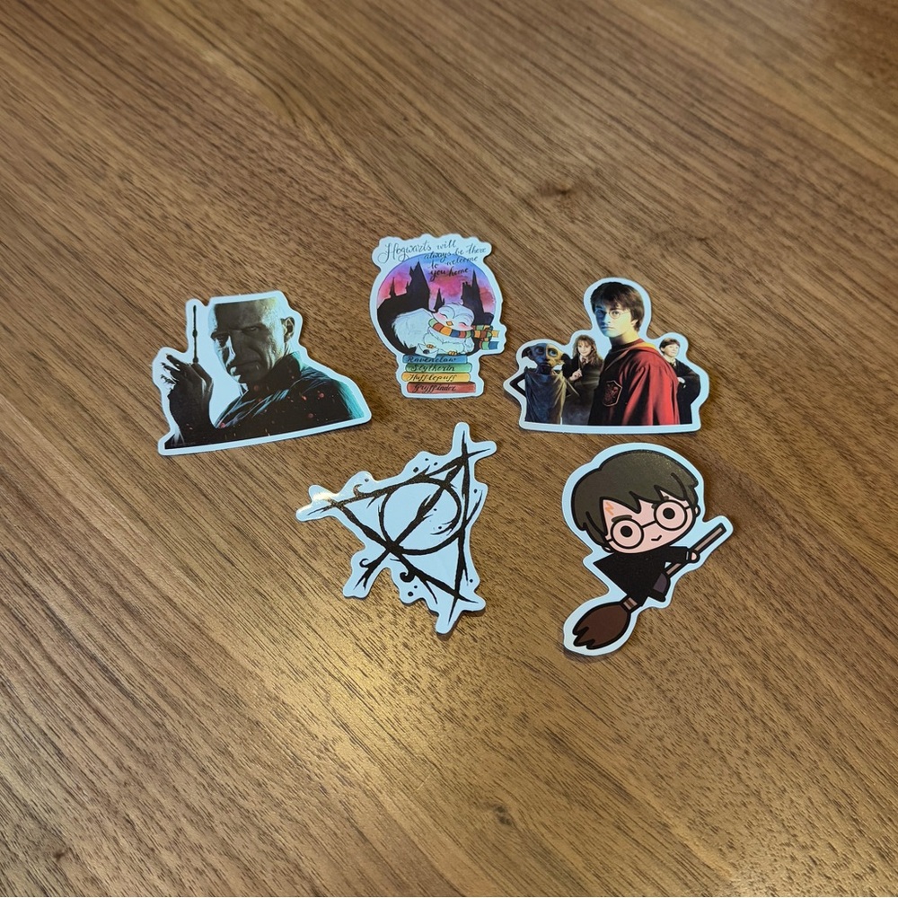 Harry Potter Fandom Hogwarts Dobby Vinyl Diecut Neutral Stickers Pack of 5 New